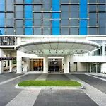 Two-Bedroom Executive Serviced Apartment Oakwood Suites La Maison